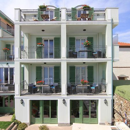 Residenza Marina Apartment ริวาลิกูเร ภายนอก รูปภาพ