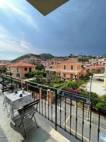 Residenza Marina Apartment ริวาลิกูเร ภายนอก รูปภาพ