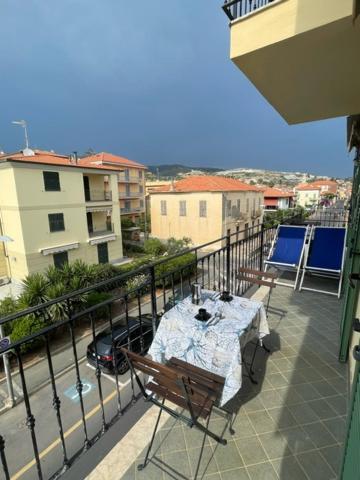 Residenza Marina Apartment ริวาลิกูเร ภายนอก รูปภาพ